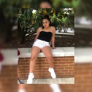 Meet your Posher, Fabiola